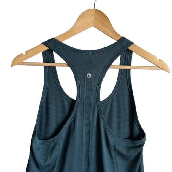 Swiftly Tech Tank Top Size 10 Green Teal Brunch 5k - Picture 5 of 9